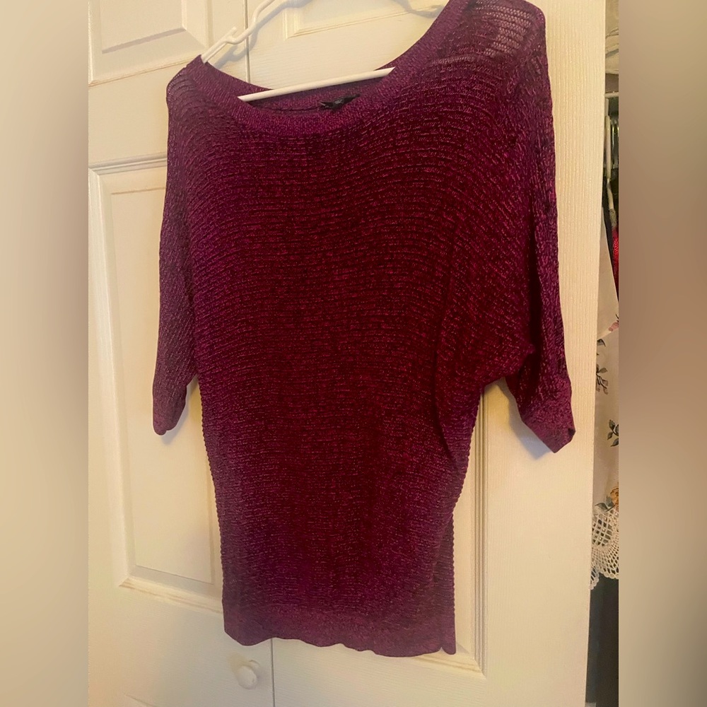 Thin sweater